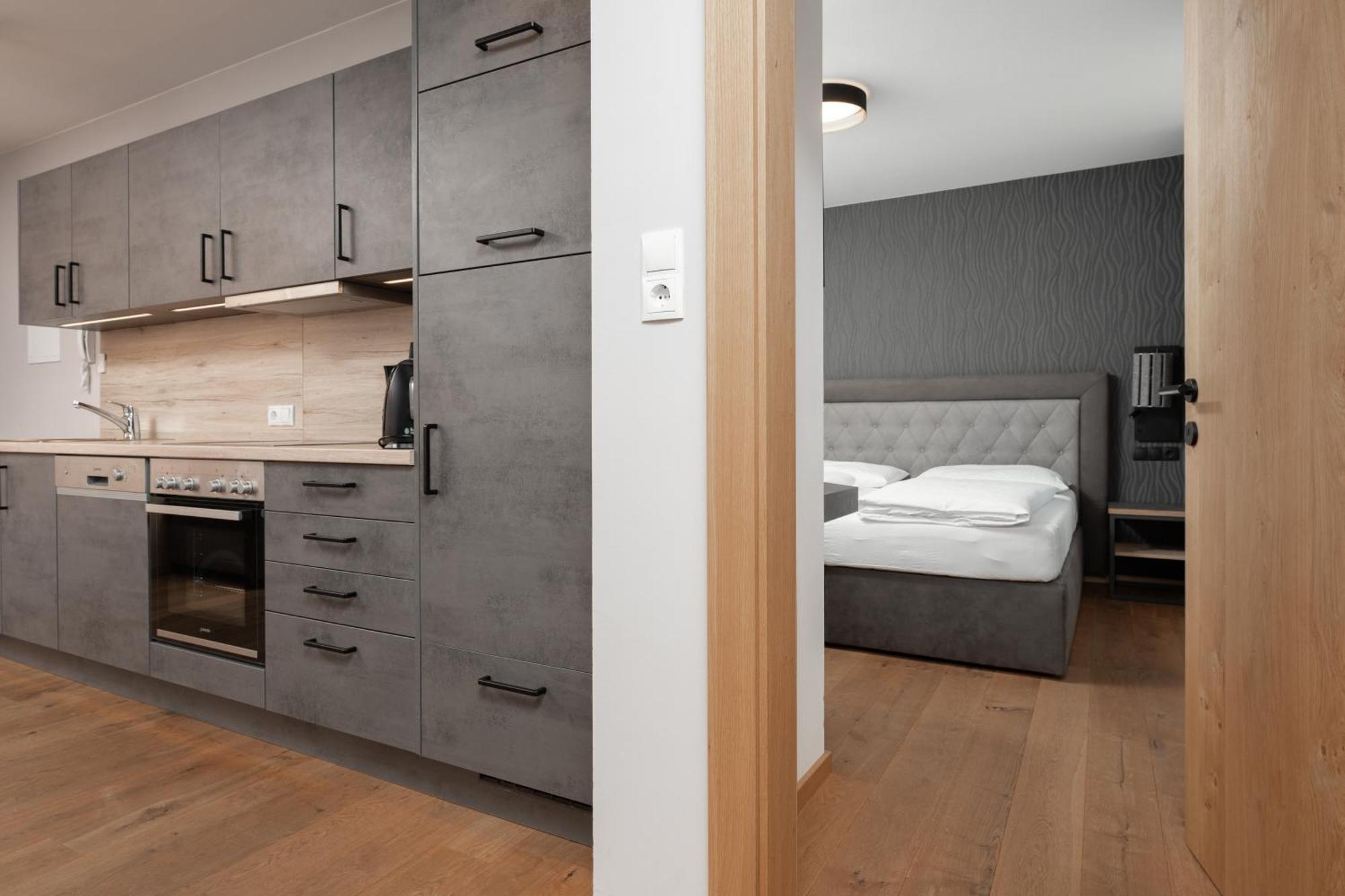 דירות סרפהאוס A Casa Elements מראה חיצוני תמונה